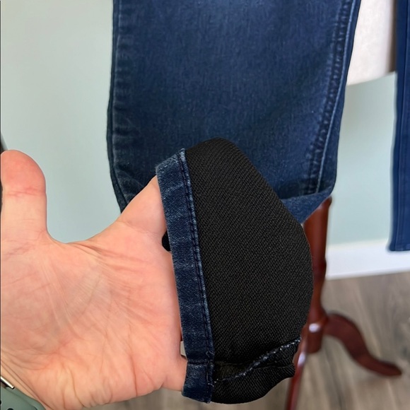 Democracy Blue Jeggings with Stretch and Tapered Leg - Picture 3 of 7